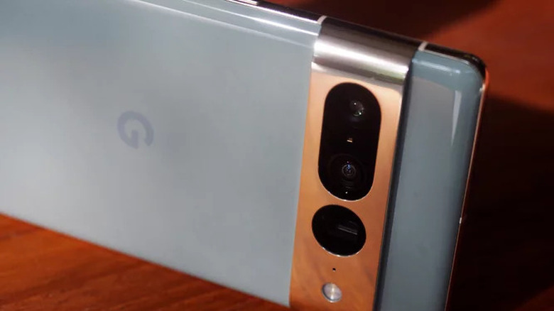 Pixel 7 Pro cameras close-up