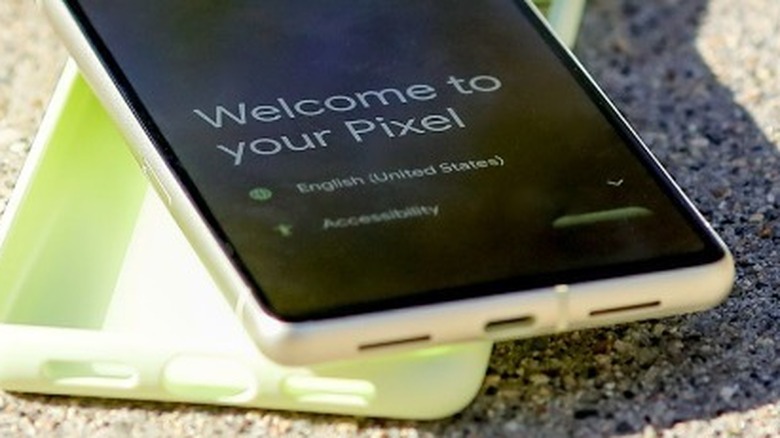 Pixel 7 welcome screen
