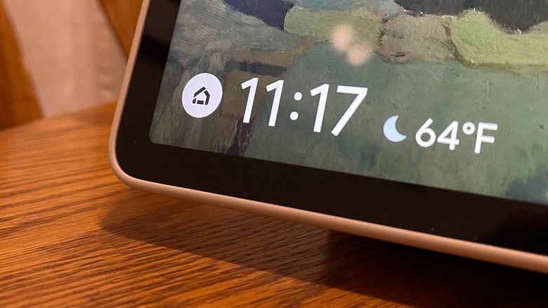 Google Pixel tablet docked
