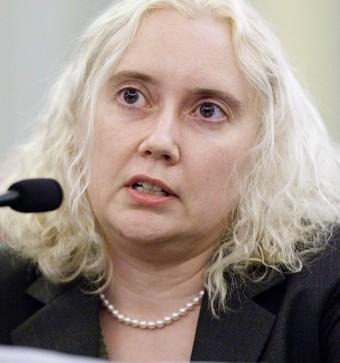 Google Privacy Director Alma Whitten stes down