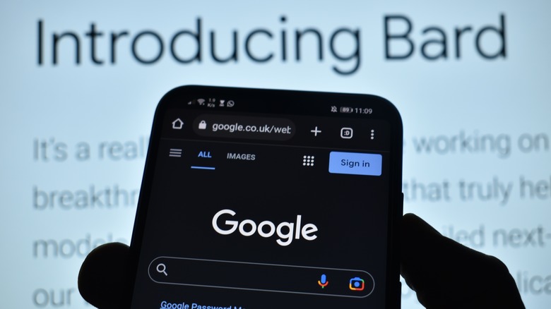 Google Bard smartphone