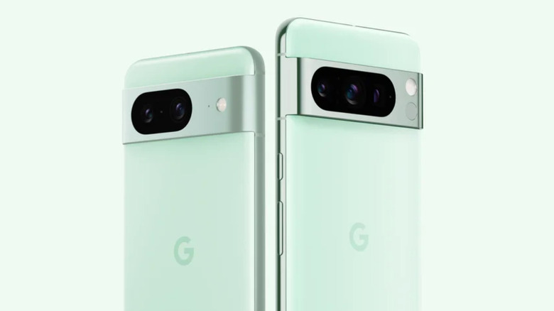 Google Pixel 8 mint color