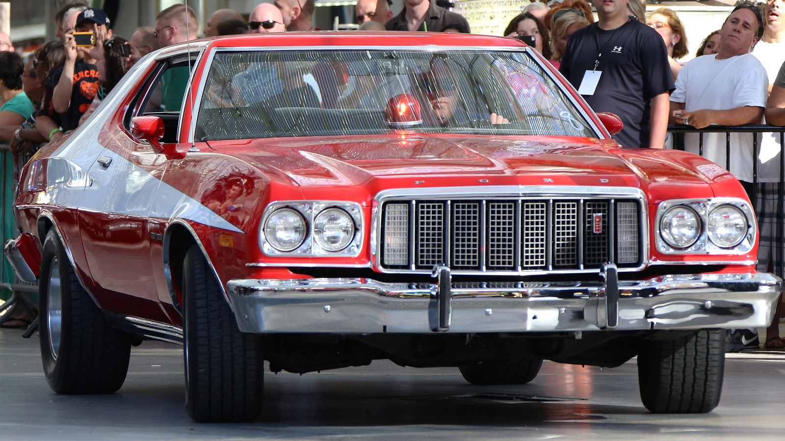 Gran Torino: A Closer Look At The Famous Starsky & Hutch Car