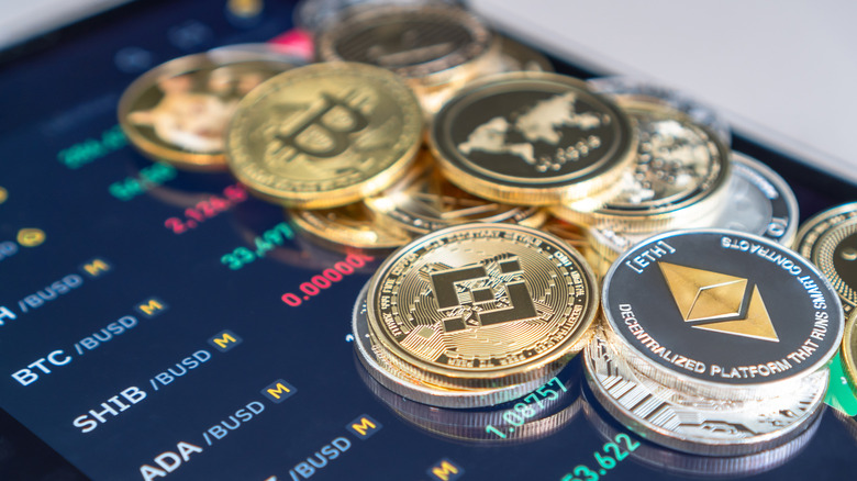 Bitcoin, Ethereum, physical coins