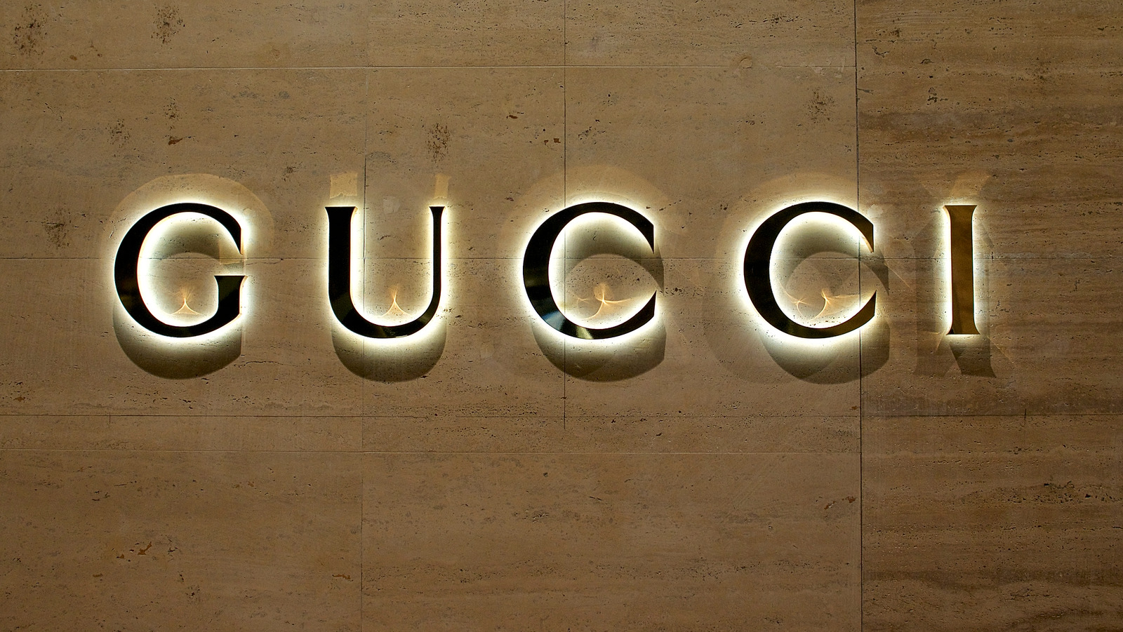 Gucci Will Rapidly Accept Cryptocurrency – Right here's Why That Issues thumbnail