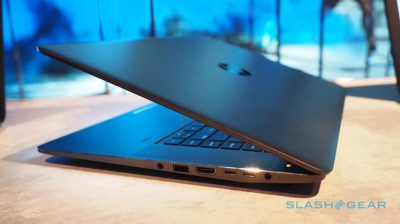 hp-zbook-studio-hands-on-sg-11