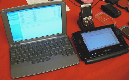 Palm Foleo (on left, next to Samsung Q1p UMPC)