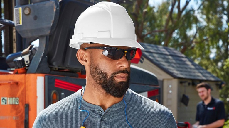 Worker wearing Workhorse hard hat