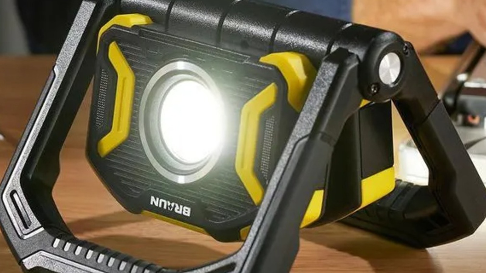 Harbor Freight Just Dropped A Foldable, Rechargeable Work Light That’s Under $30