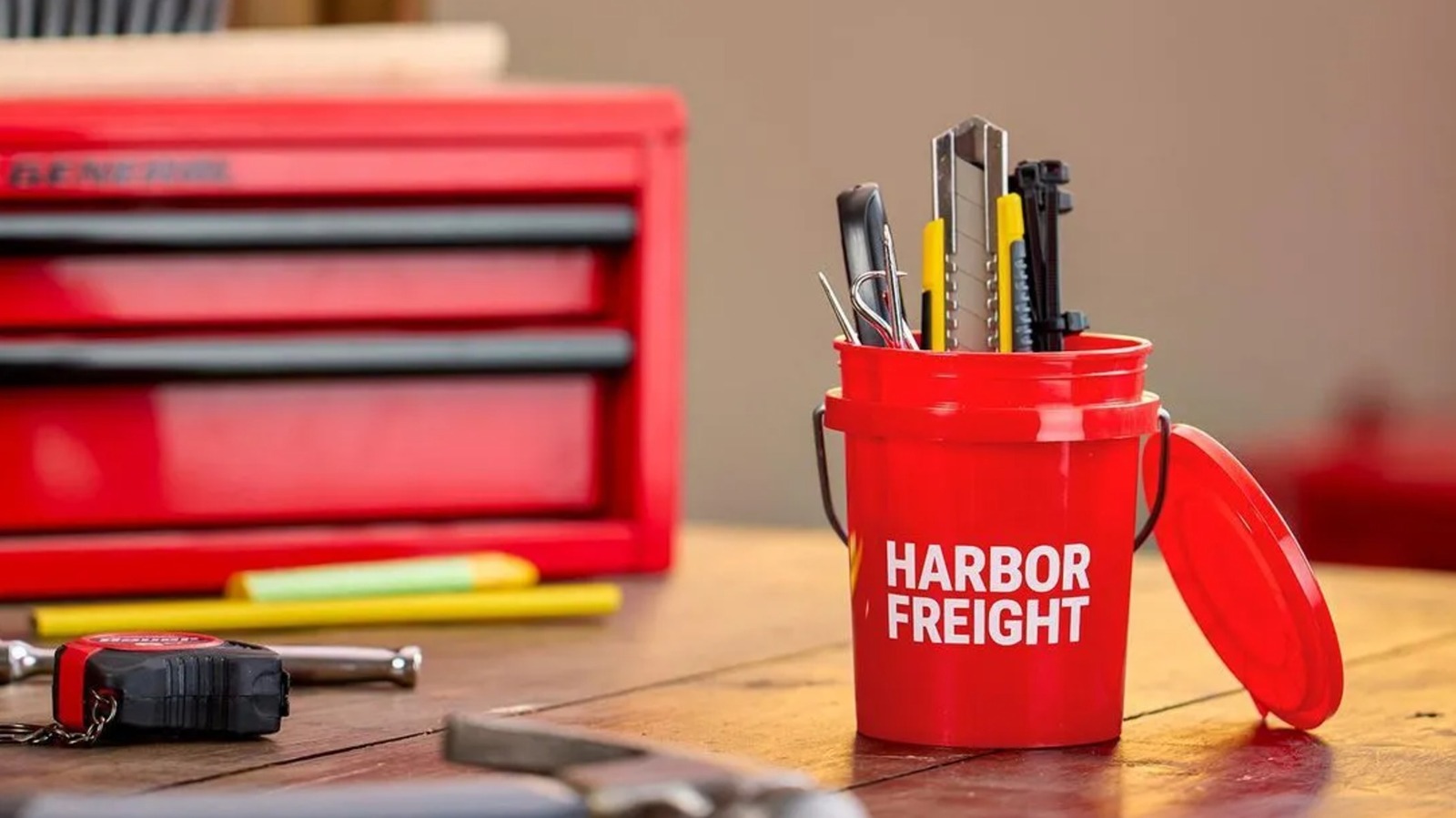 Harbor Freight’s Mini Bucket Is Finally On Sale – But You Can’t Buy It Online Yet