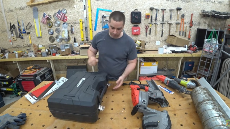 A review of the BAUER 20V, 2-1/2 in. Cordless Compact Band Saw