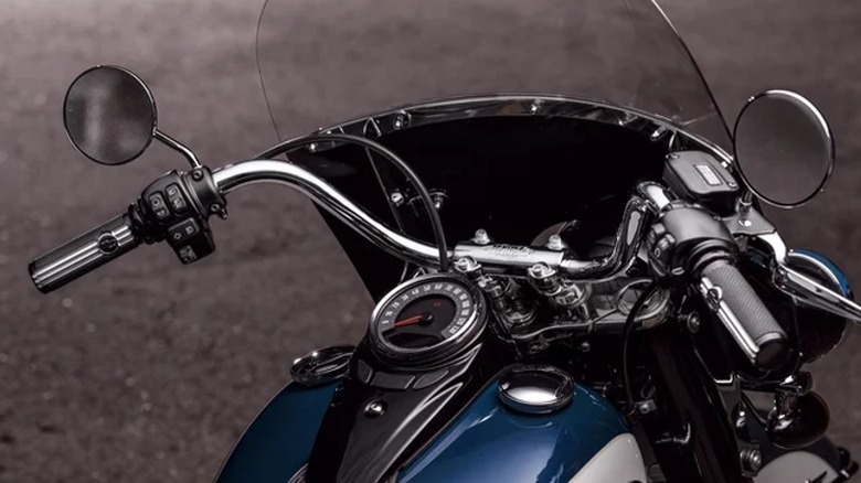 Reach handlebars on Harley