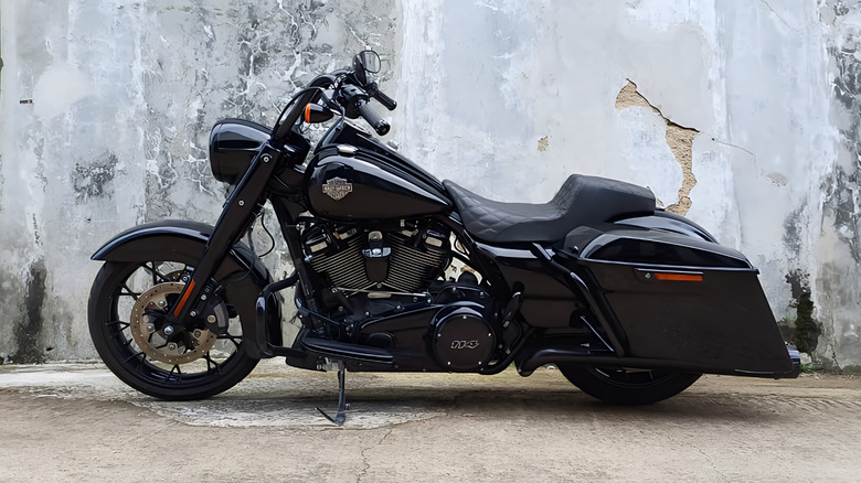 A 2021 Harley-Davidson Road King Special