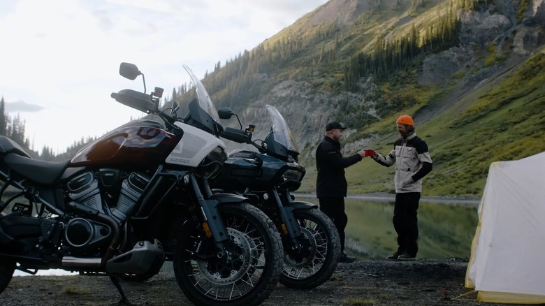 people with pan america bikes