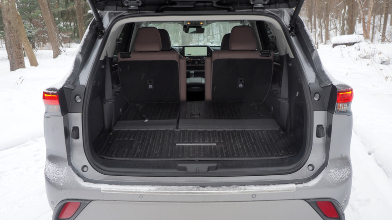 2026 Toyota Highlander Hybrid trunk with third row folded flat