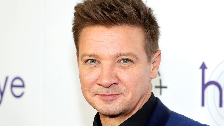 Jeremy Renner smiling