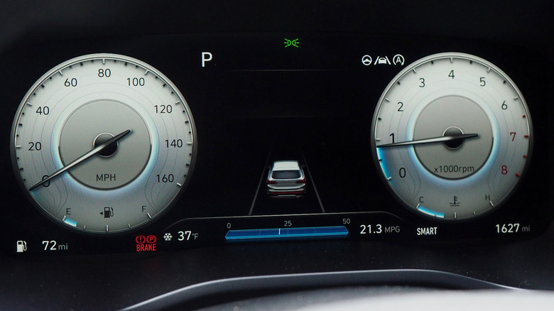 Hyundai driver display