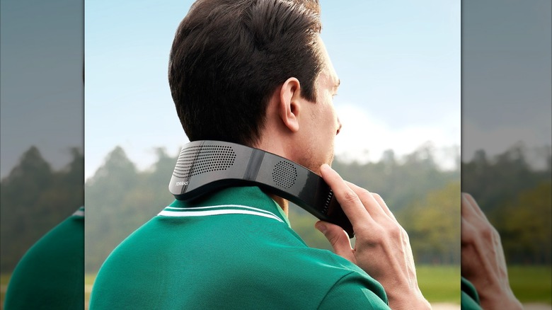 Man wearing TORRAS Coolify Cyber