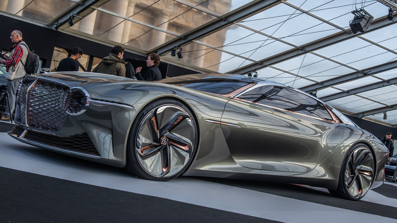 Bentley EXP 100 GT Concept