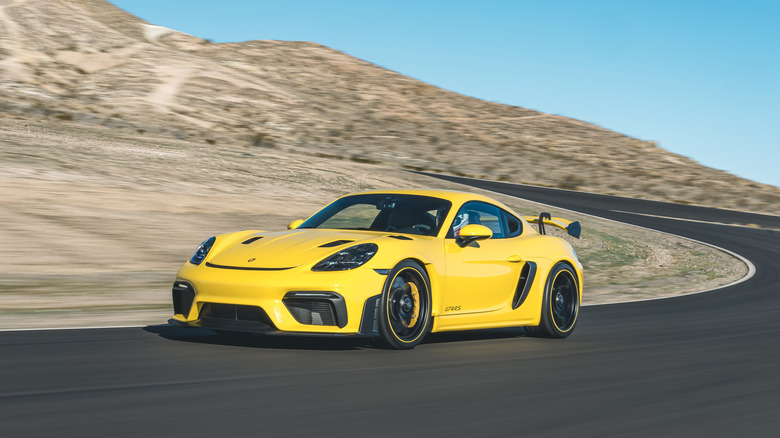 Porsche 718 GT4 RS track driving