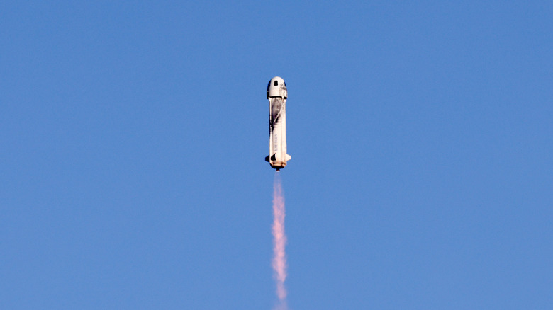 blue origin space shuttle launches into space
