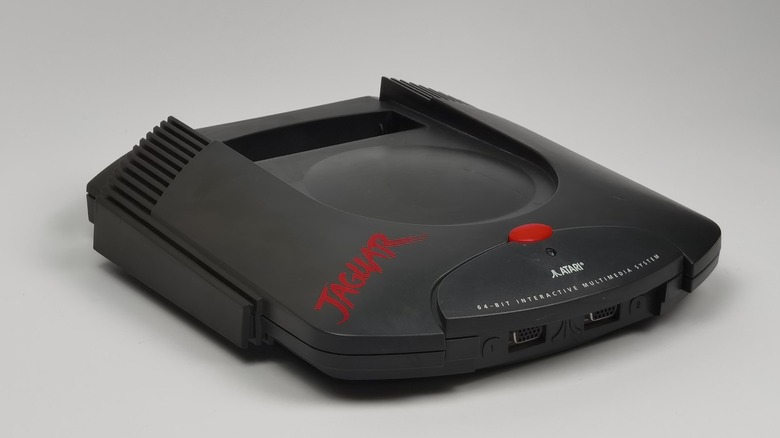 Atari Jaguar gaming console