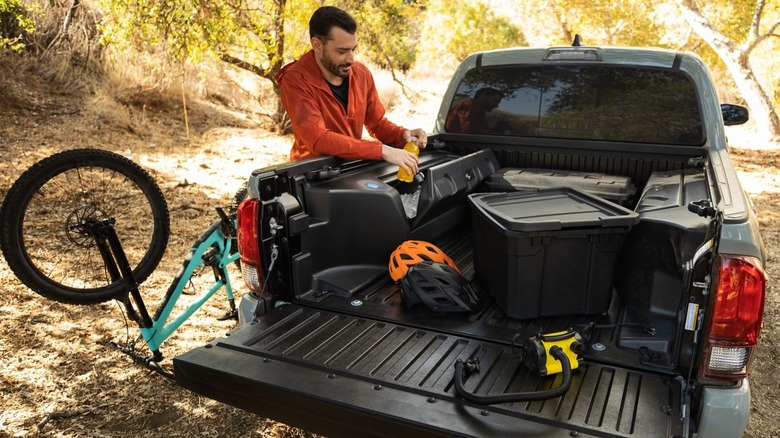 2023 Toyota Tacoma rear bed cargo