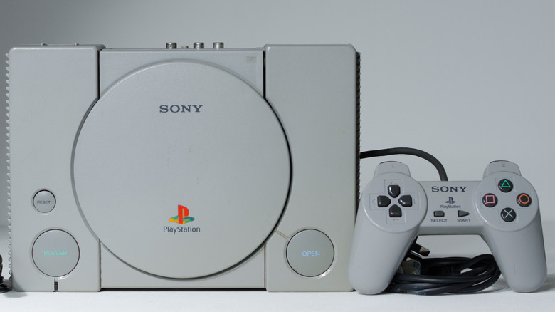 PLAYSTATION 1