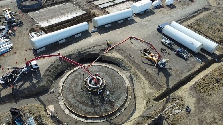 Porsche eFuel plant