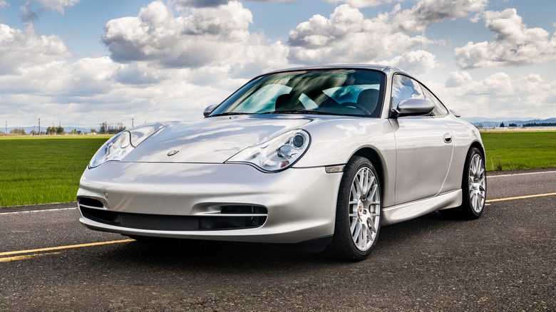 Porsche 911 996