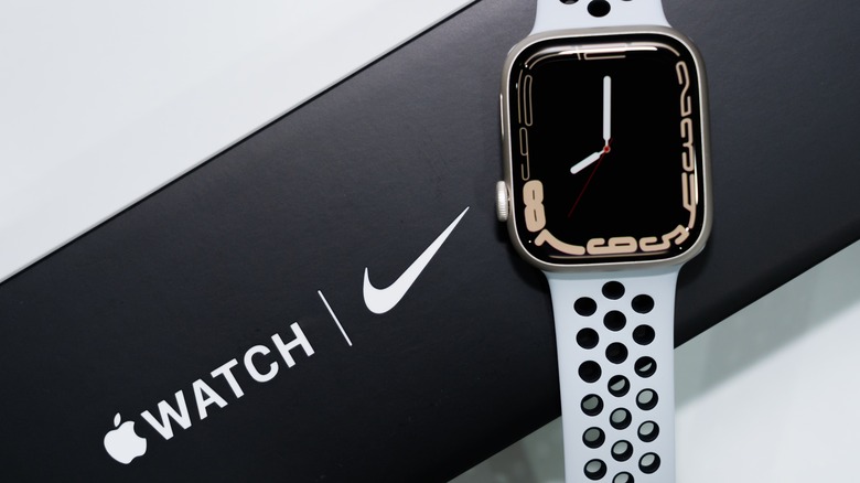 Nike Apple Watch box