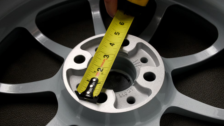 Measuring Distance Between Bolt Pattern Of A Wheel