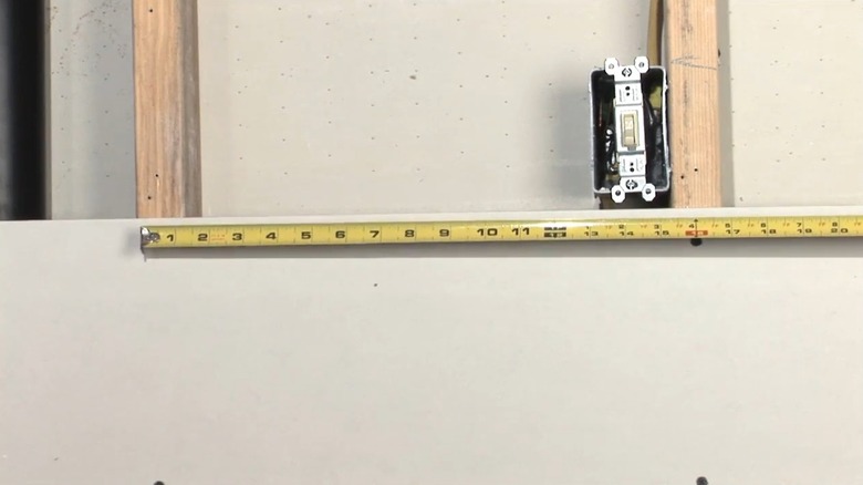 A image showing studs 16 inches apart on center