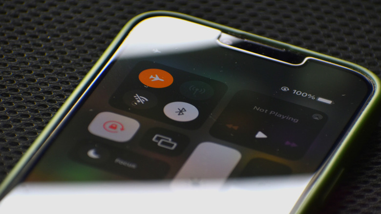 Airplane mode button iPhone