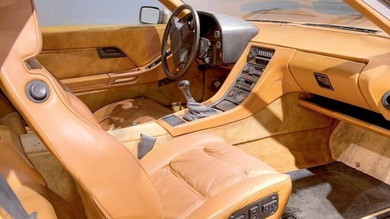 Porsche 928 interior from Risky Business