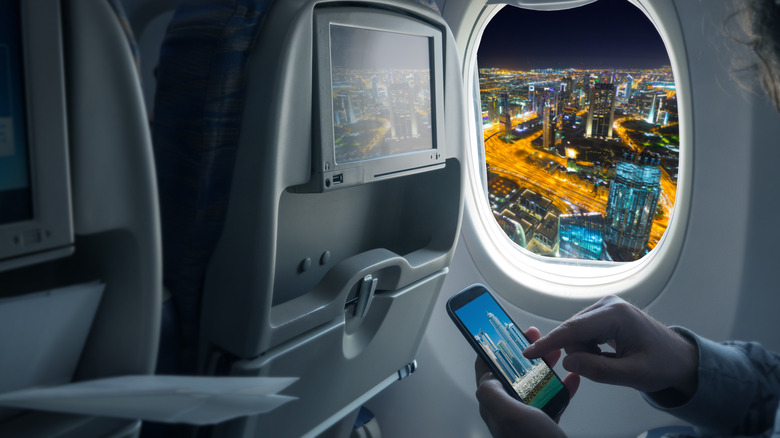 Smartphone use on plane
