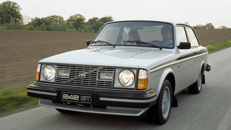 Volvo 200 Series