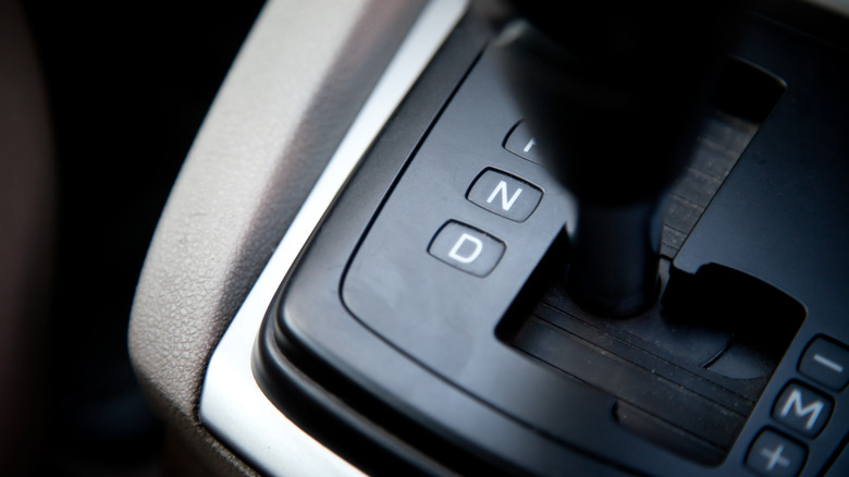 Automatic transmission in neutral gear