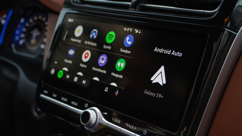 Android Auto homescreen