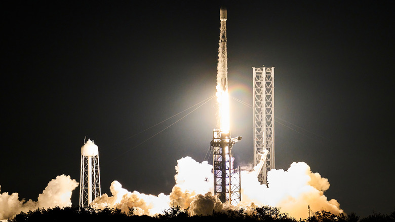 Satellite night launch to space