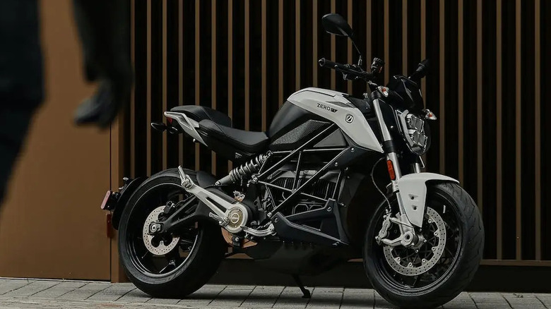 Electric motorcycle by Zero