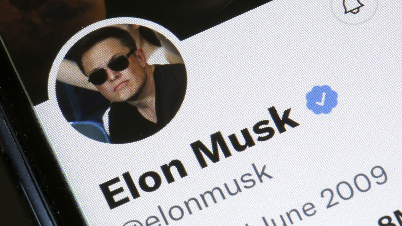 Here's Why Elon Musk's Twitter Takeover Is Big News For Crypto Investors