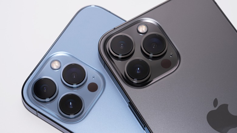 iPhone 13 cameras