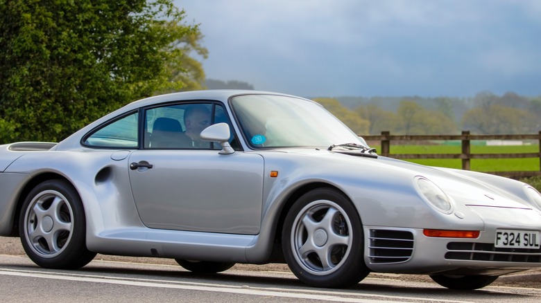 Porsche 959 on road