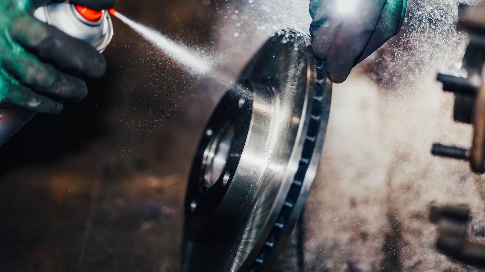 Here's Why You Should Never Use Brake Parts Cleaner To Start An Engine