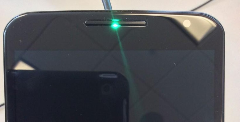 Hidden LED found on Nexus 6, but can't be used with notifications