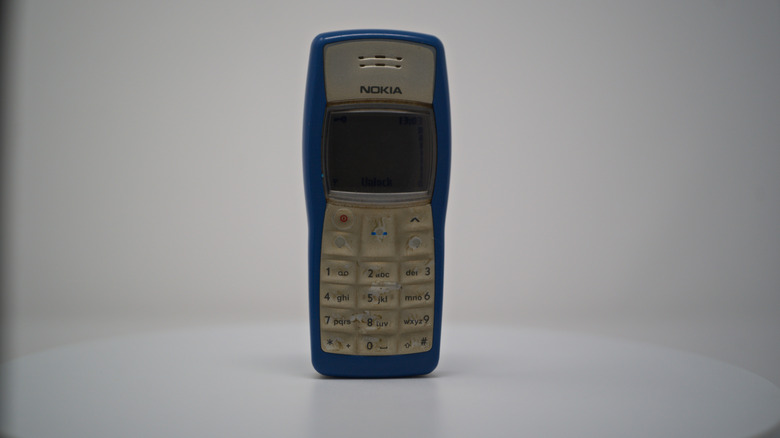An old Nokia phone