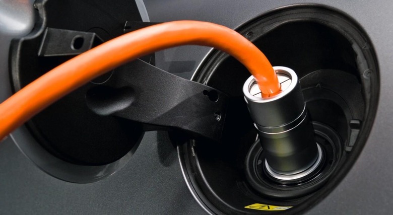 High-tech vacuum designer Dyson possibly developing an electric car