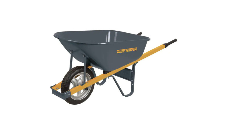 The True Temper Wheelbarrow
