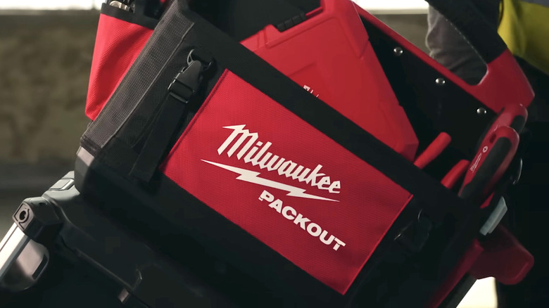 Picture displaying Milwaukee Packout logo